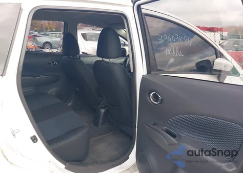 2015 Nissan Versa Note S (Sr)/S Plus/Sl/Sr/Sv z USA, uszkodzony, nr VIN 3N1CE2CP1FL427270